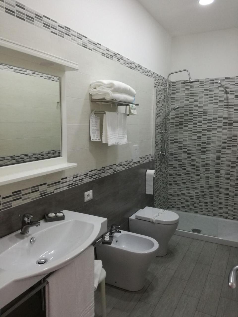 Hotel La Corricella Procida Exterior photo